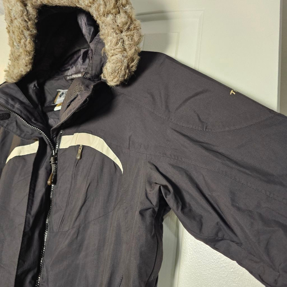 Columbia med lightweight black/cream winter jacket - Picture 4 of 12